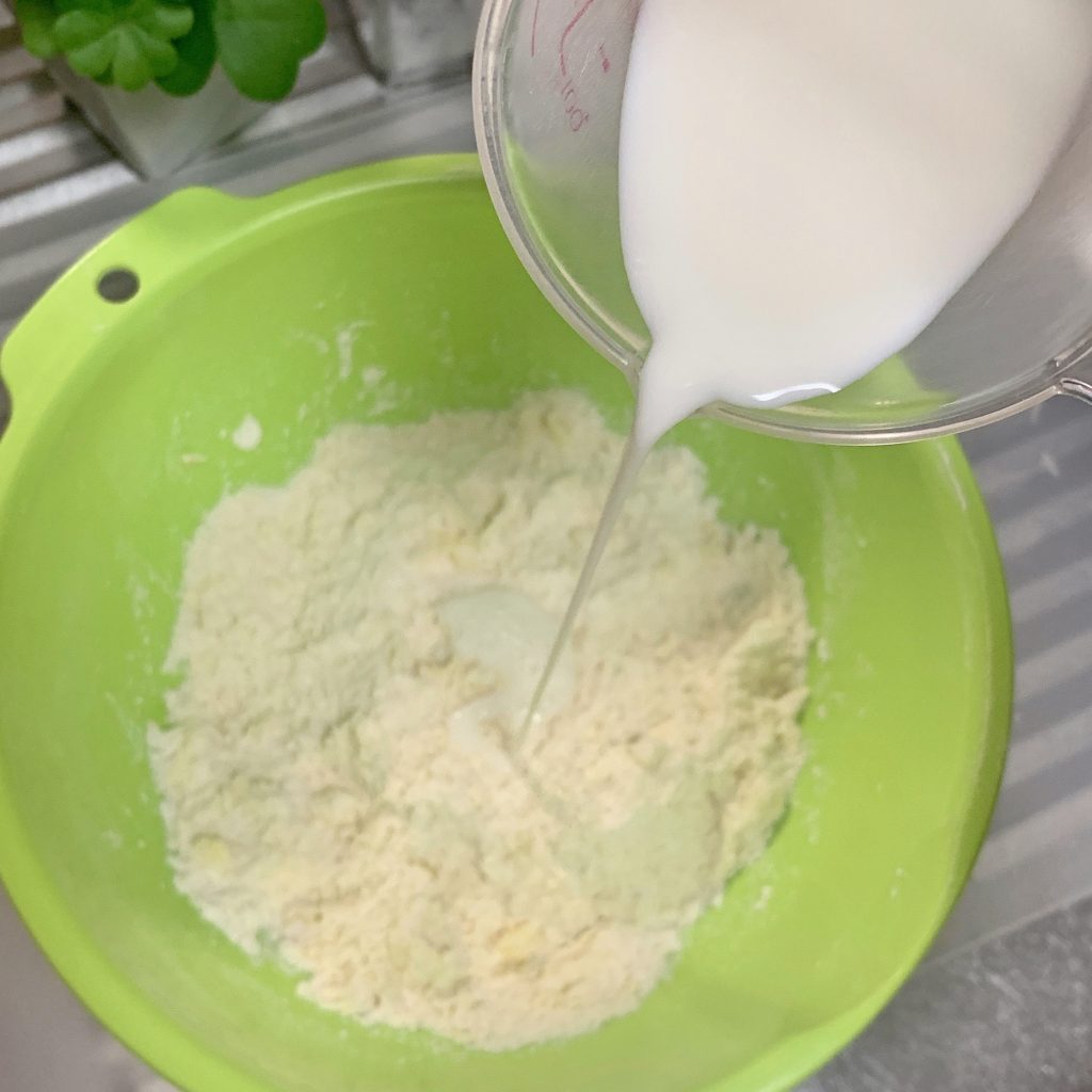 ビスケット　スタバ　おすすめ　簡単な　作り方　レシピ　牛乳あり