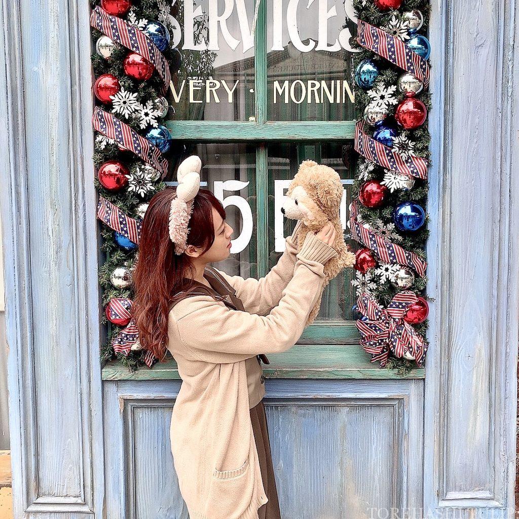 ディズニーシー　アメリカンウォーターフロント 　ディズニークリスマス　クリスマス装飾　インスタ映えスポット　写真ポーズ　ダッフィーバウンド　マクダックス・デパートメントストア